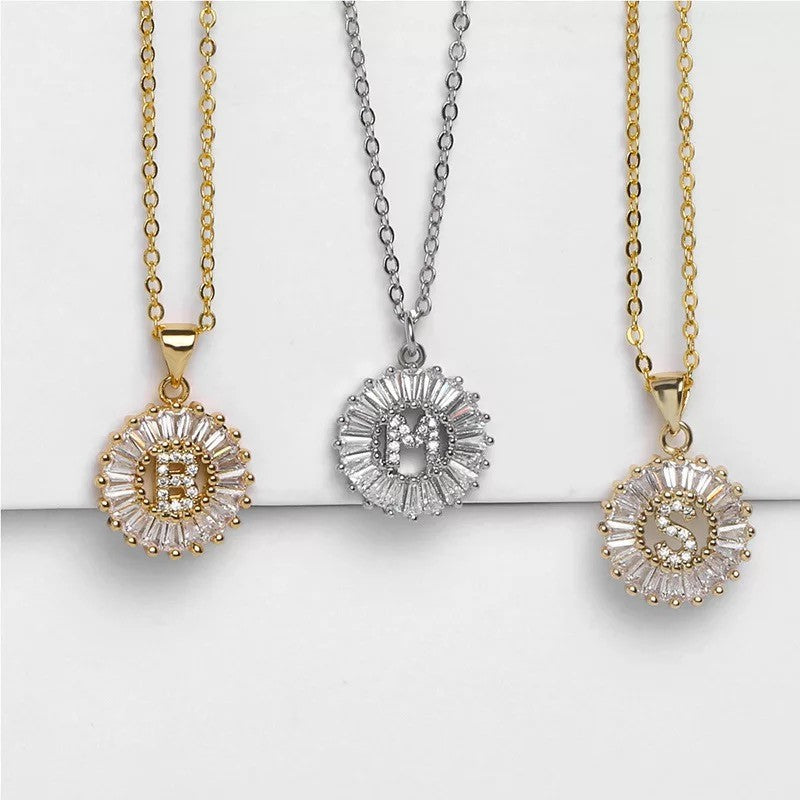 Buchstabe Halskette Silber / Gold